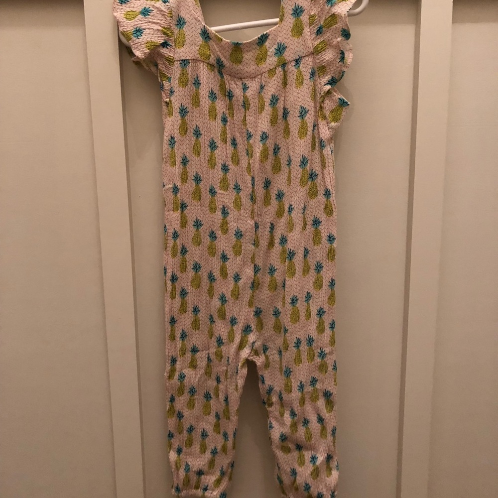 Adorable pineapple crepe MiniZara romper